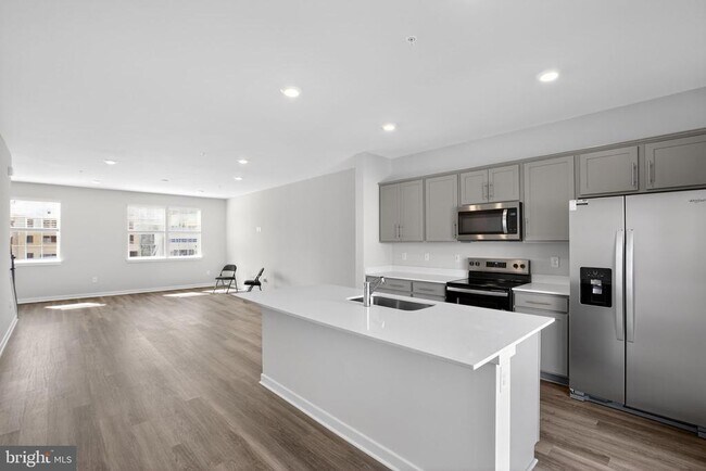 Building Photo - 436 Whirl Ln