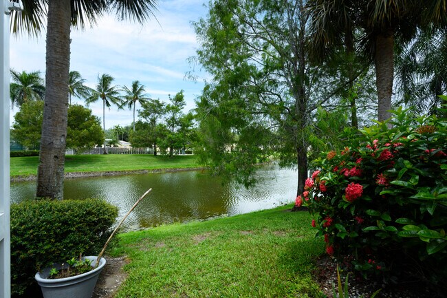 Building Photo - 435 Capistrano Dr