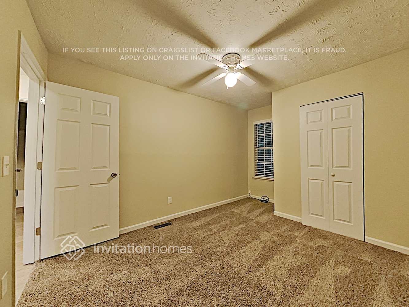 Building Photo - 715 Country Manor Way