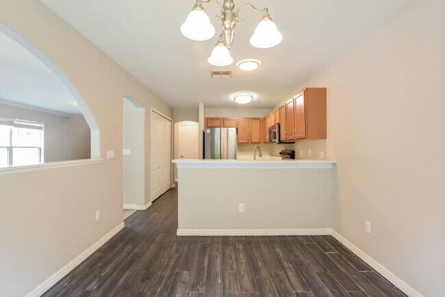 Building Photo - 256 Bella Rosa Cir