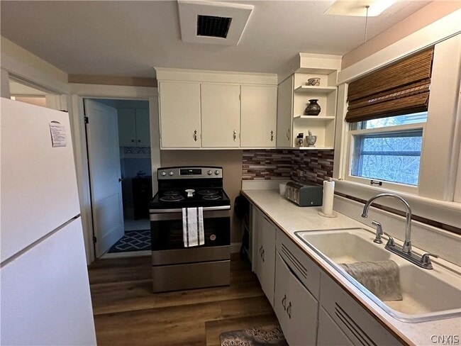 Building Photo - 167 E Genesee St