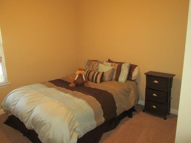 Building Photo - 301 Royal Pines Way