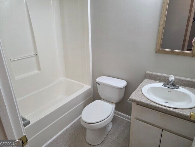 Building Photo - 200 Deer Rd