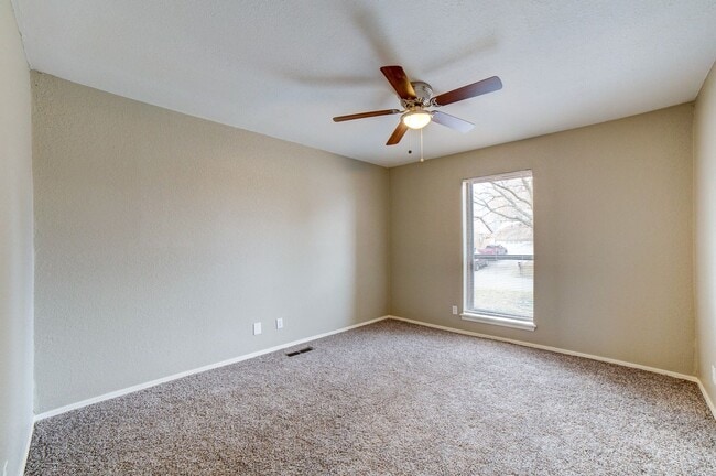 Building Photo - 3 Bed | 2 Bath | Tulsa | 1,511 SQFT