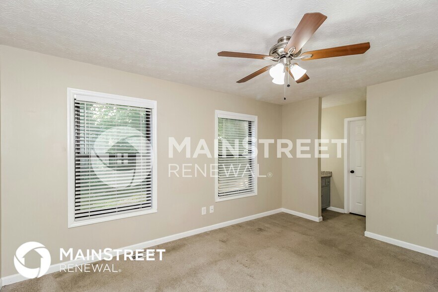 Building Photo - 5824 Stonehaven Dr NW
