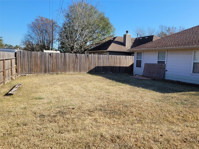 Building Photo - 2007 Goldspring Ln