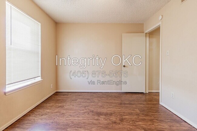 Building Photo - 618 Welston Cir