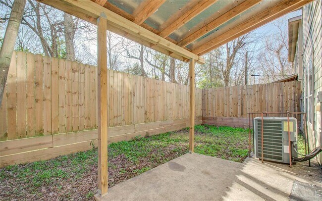 Building Photo - 4512 Balkin St