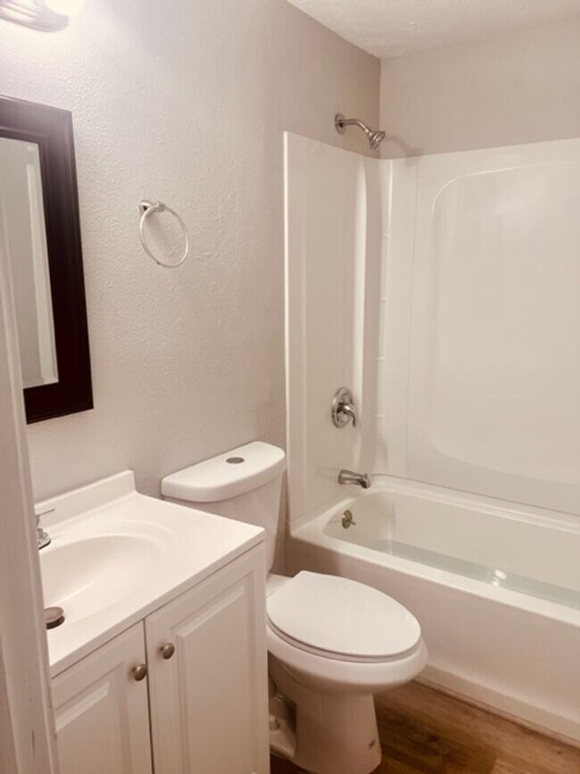 Building Photo - 3 BR/2BA | Newly Renovated Single Family Home | 1-Car Covered Parking | Front yard!
