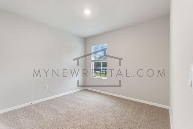 Building Photo - Deposit-Free! Modern, energy efficient hom...