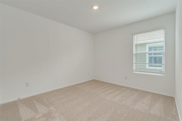 Building Photo - 7625 Bluebell Ln