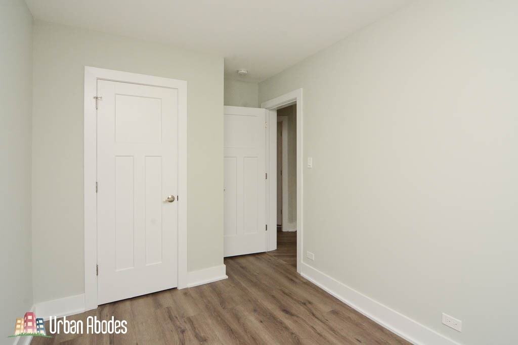 Building Photo - 727 Saint Johns Ave