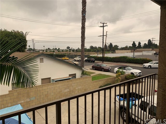 Building Photo - 8161 Newman Ave