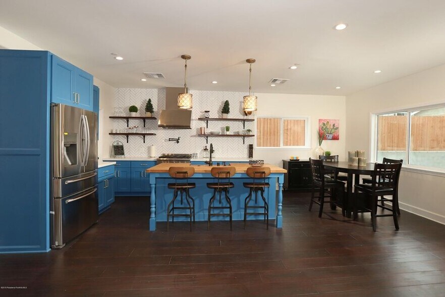 Note: the kitchen cabinets have been repainted since this was taken - 2409 Langdale Ave