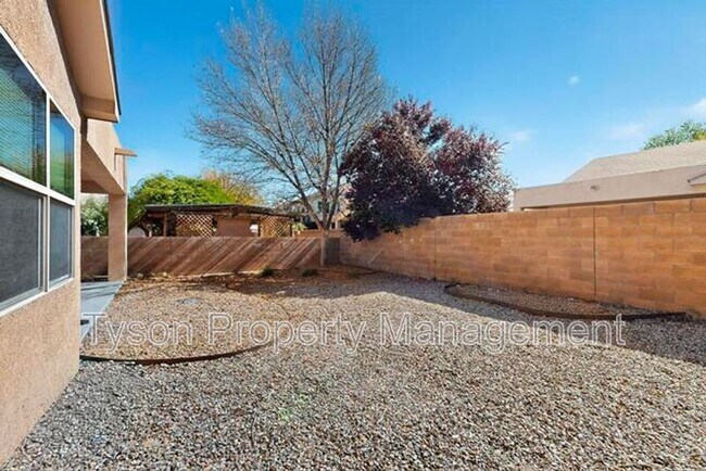 Building Photo - 8012 Corn Mountain Pl NW