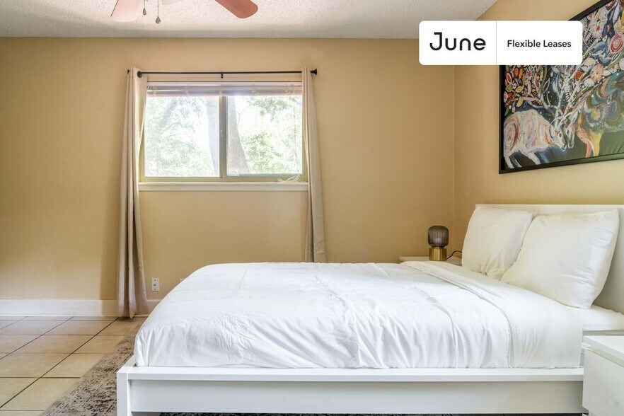 Building Photo - 9104 Quail Creek Dr