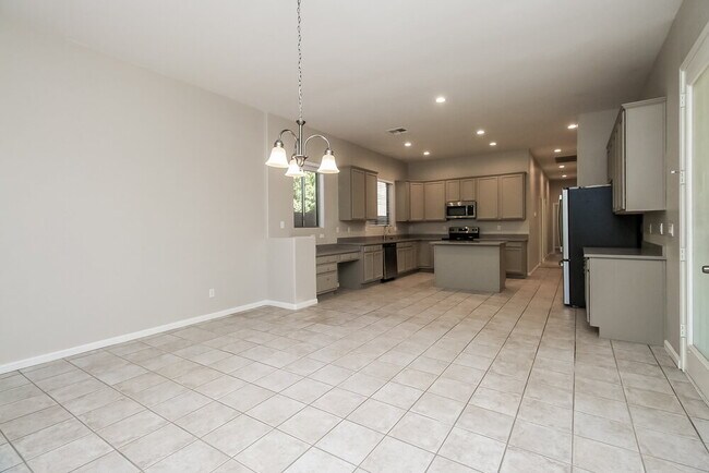 Building Photo - 11021 E Dover St