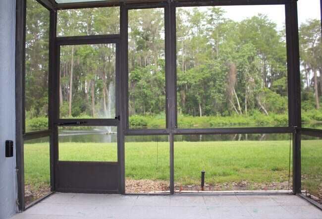 Building Photo - Lovely remodeled home available