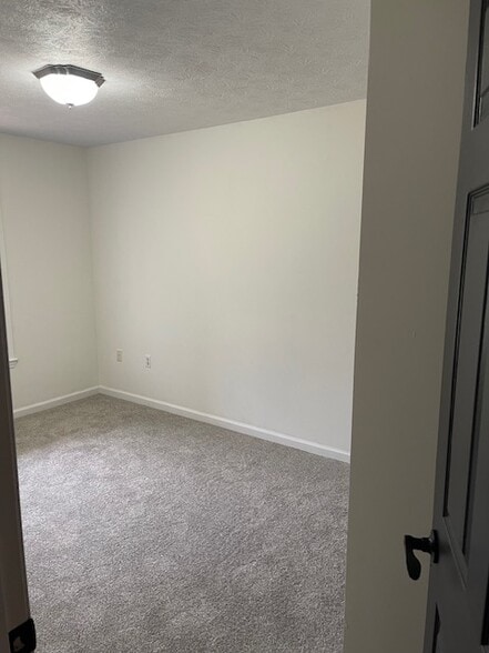 Building Photo - 108 Kenilworth Ct