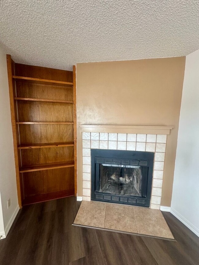 Building Photo - 4710 N Carefree Cir