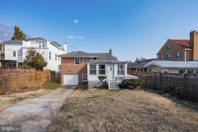 Building Photo - 4208 16th St NW