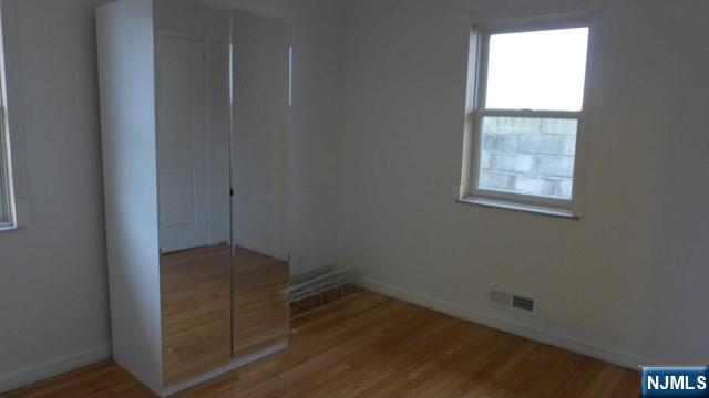 Building Photo - 469 Westview Ave