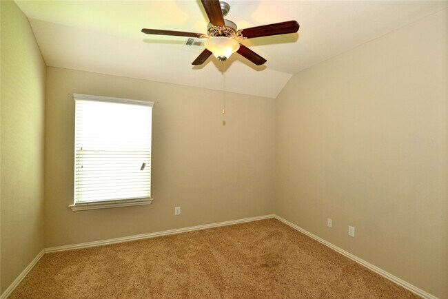Building Photo - 6818 Rambling Manor Ct