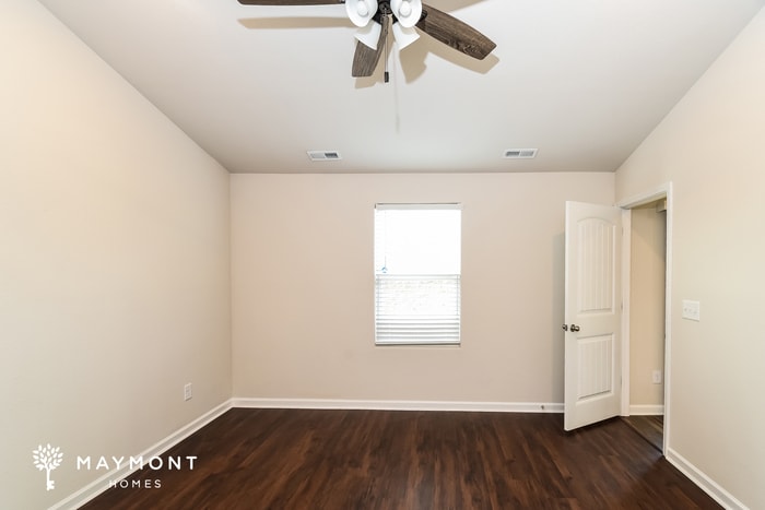 Building Photo - 320 Windbreak Ln