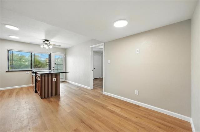 Building Photo - 615 Button Dr