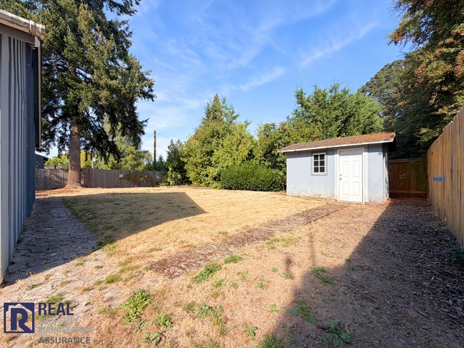 Building Photo - 5470 SW 164th Ct