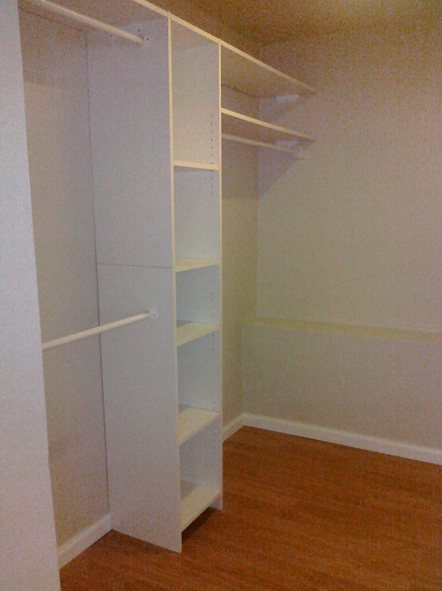 Building Photo - 2073 Clinton Ave