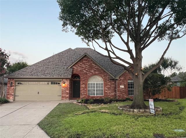 Primary Photo - 8417 Falconet Cir