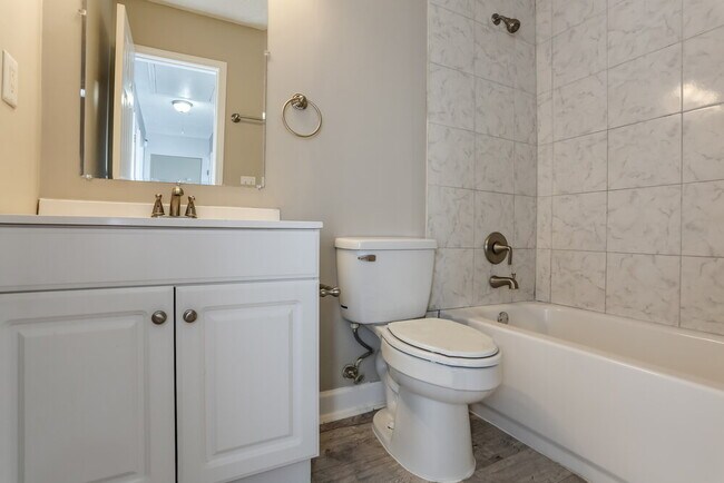 Building Photo - 11169 Ewe Turn Dr