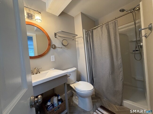 Building Photo - 48 Wrights Crossing Rd