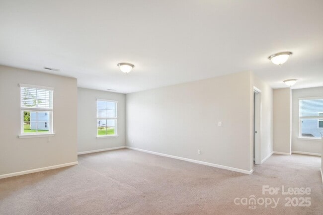 Building Photo - 2169 Grist Mill Dr SW