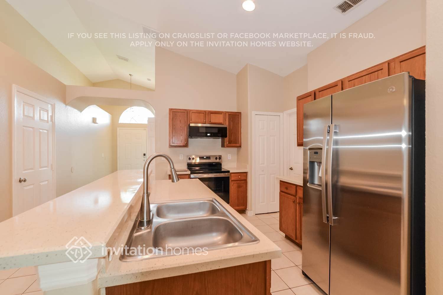Building Photo - 102 Vine Dr