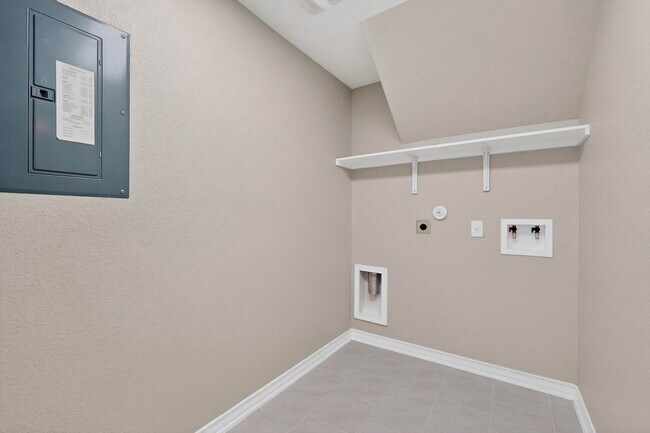 Building Photo - 1626 Rocky Rise