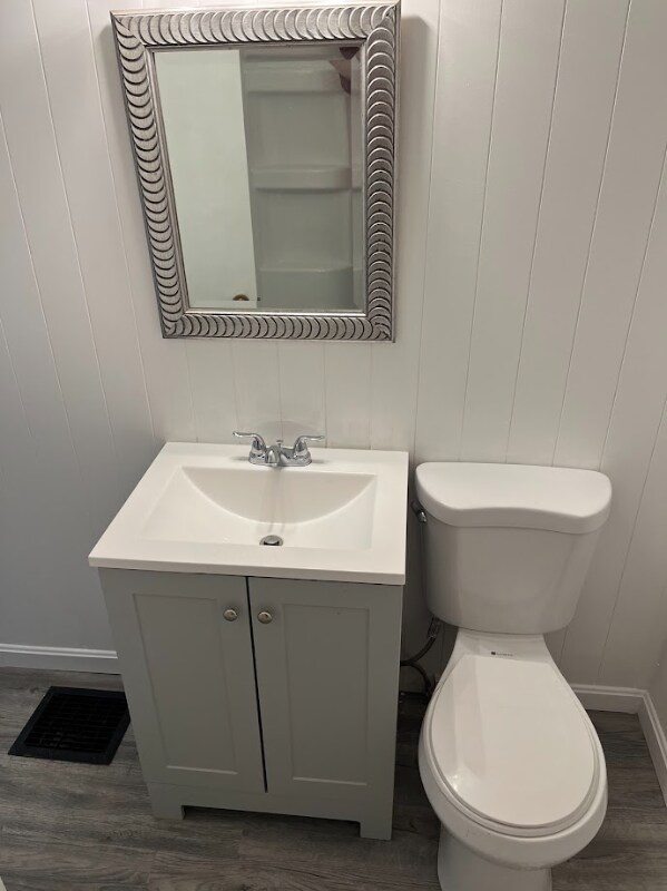 Building Photo - 1322 Emery Xing Rd