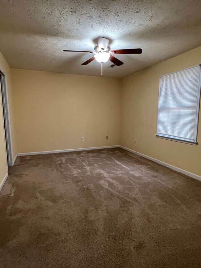 Building Photo - Location! Location! Location!