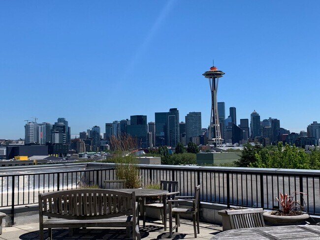 Building Photo - The Willis Condominiums ~ Queen Anne