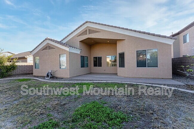 Building Photo - 2070 E Indigo Dr