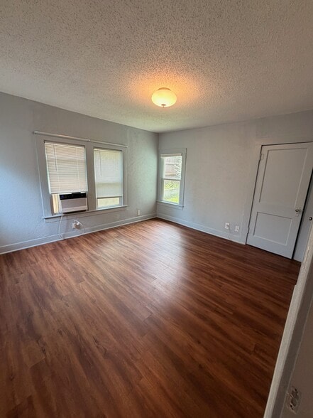 Building Photo - 903 Haynes Street