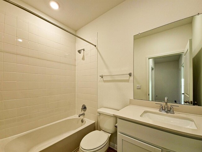 Building Photo - 1916 Pogonip Pl