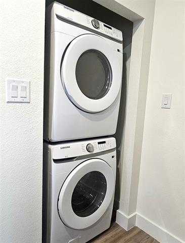 Building Photo - 3817 Yellowstone Pl