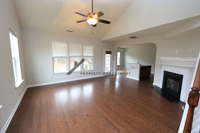Building Photo - 1112 Garden Square Ln