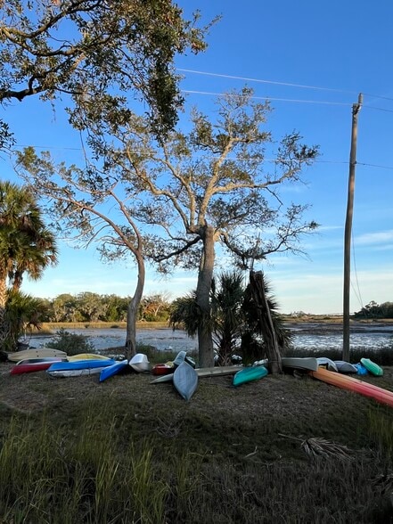 Primary Photo - 1255 Ponce Island Dr