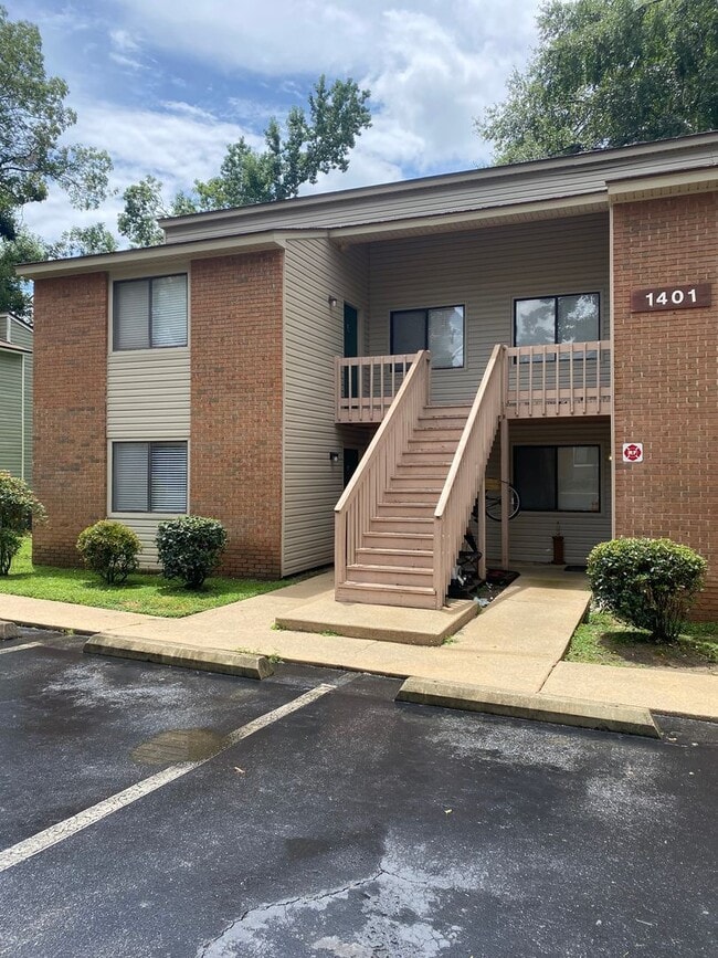 Building Photo - NS- 1401 WB