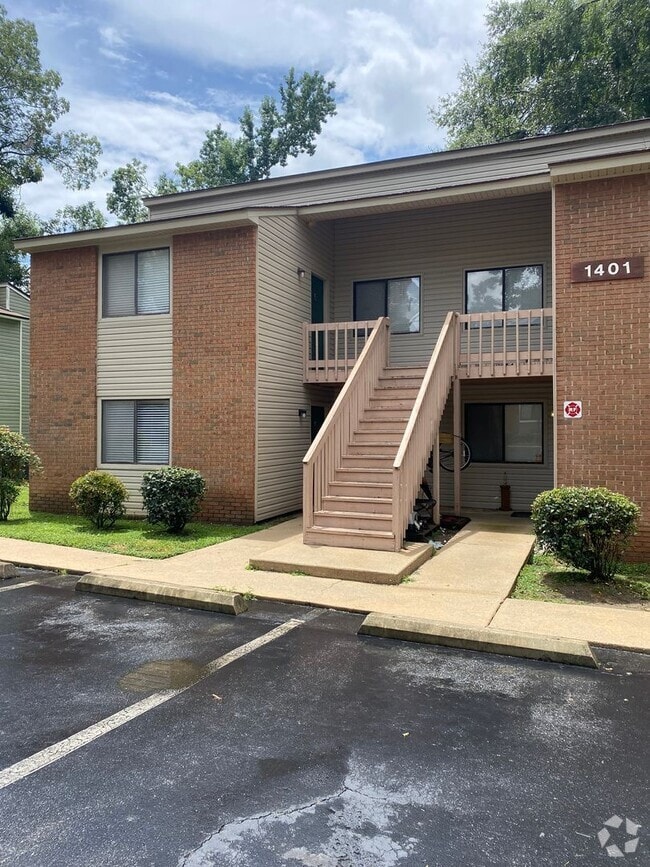 Building Photo - NS- 1401 WB