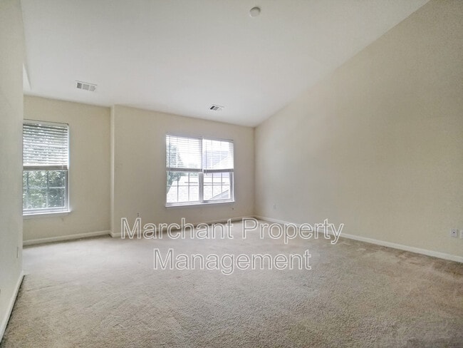 Building Photo - 27 Sunfield Ct