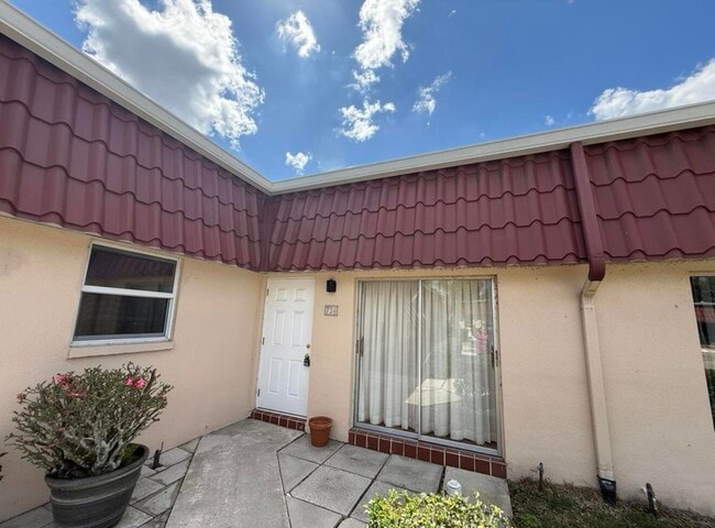 Building Photo - 734 Nantucket Cir